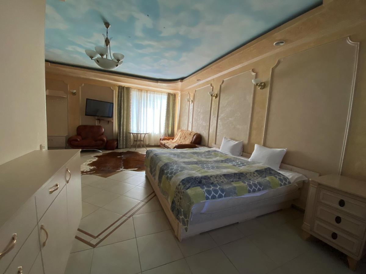 Olena Resort Bryukhovychi Exterior photo