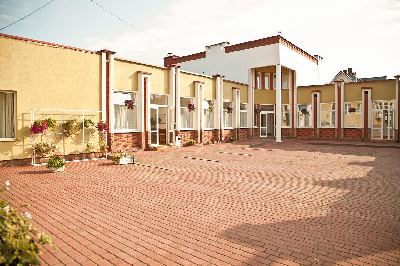 Olena Resort Bryukhovychi Exterior photo